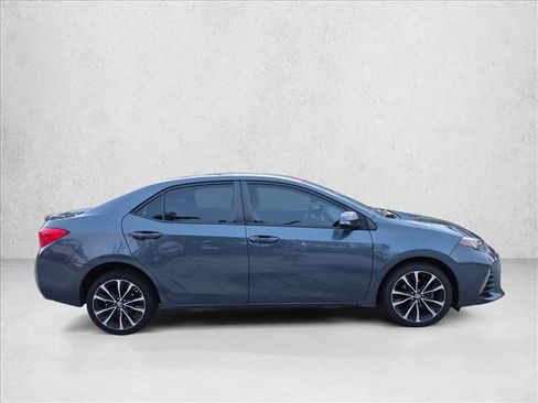 Used 2019 Toyota Corolla SE FWD image 4