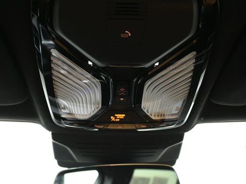 Certified 2023 BMW X7 xDrive40i w/ M Sport Package image 21