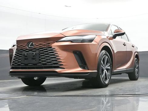 Used 2023 Lexus RX 350 Premium Plus w/ Accessory Package AWD/4WD image 33