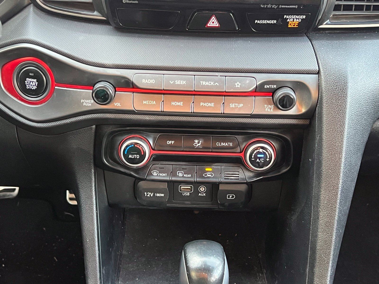 Used 2019 Hyundai Veloster Turbo FWD image 29