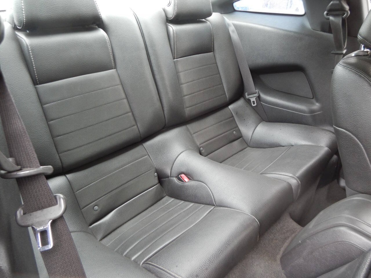 Used 2014 Ford Mustang Coupe w/ Equipment Group 102A RWD image 33
