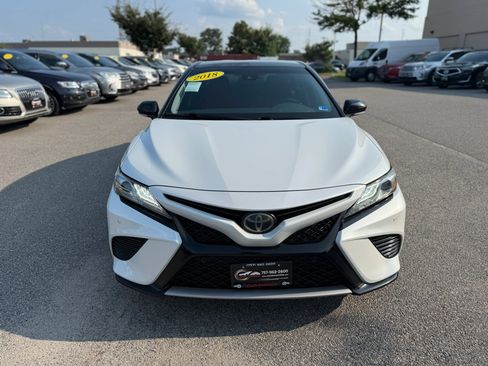 Used 2018 Toyota Camry XSE FWD image 5