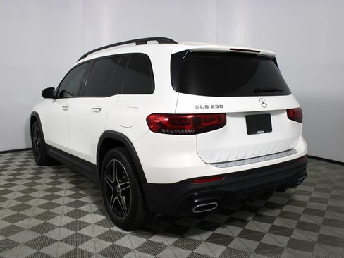 Used 2021 Mercedes-Benz GLB 250 image 31