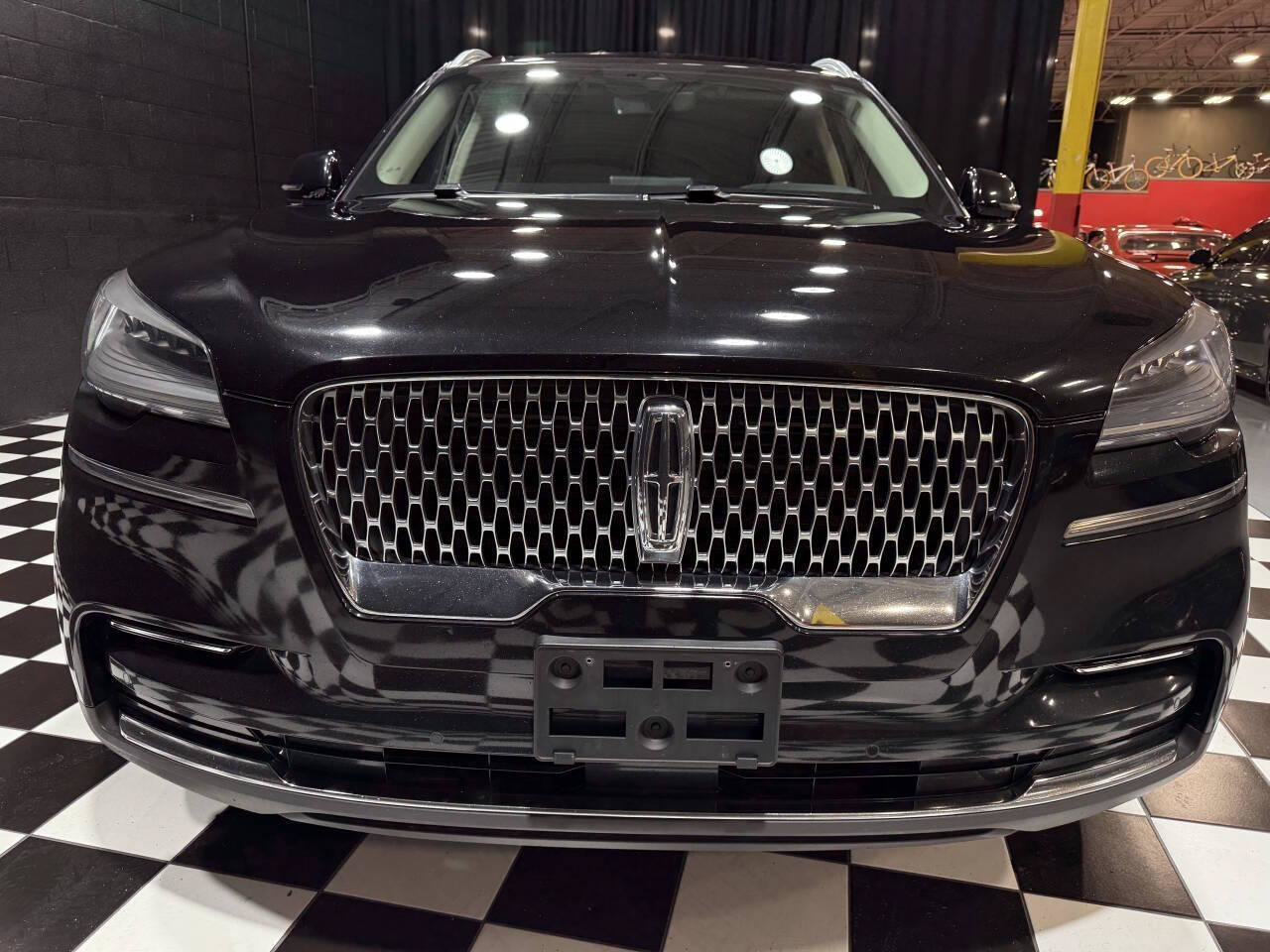 Used 2021 Lincoln Aviator AWD image 8