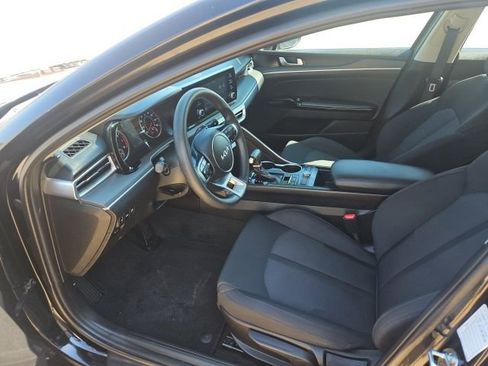 Used 2023 Kia K5 LXS image 13