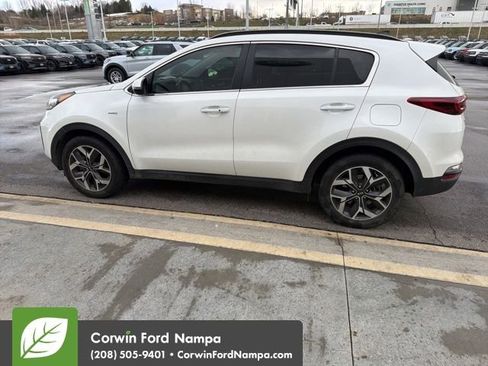 Used 2020 Kia Sportage EX w/ Option Group 15 image 14