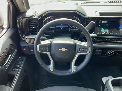 Used 2025 Chevrolet Silverado 1500 LT w/ All Star Edition Plus RWD image 8