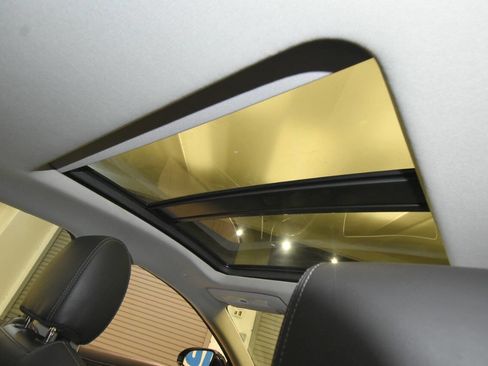 Used 2017 Buick LaCrosse Essence w/ Sun and Shade Package image 17