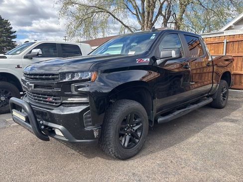 Used 2020 Chevrolet Silverado 1500 LT Trail Boss w/ Midnight Edition image 1