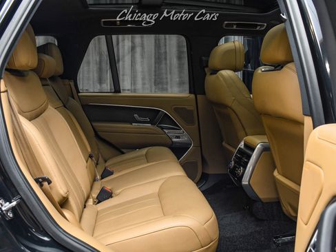 Used 2025 Land Rover Range Rover SE AWD/4WD image 29