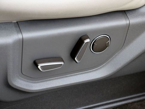 Used 2020 Ford Expedition Max Limited image 27