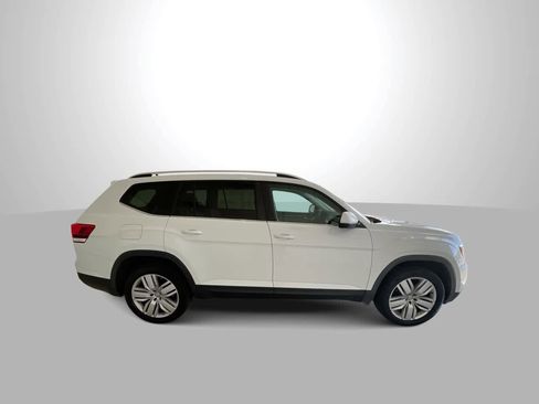 Used 2019 Volkswagen Atlas SE w/ Panoramic Sunroof Package image 8