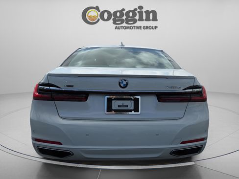 Used 2020 BMW 745e xDrive image 5