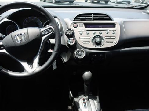Used 2009 Honda Fit Sport image 19