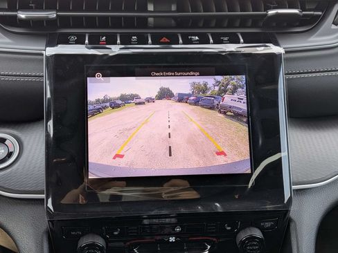 New 2026 Jeep Grand Cherokee Laredo X RWD image 31