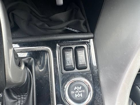 Used 2020 Mitsubishi Eclipse Cross SEL AWD/4WD image 28