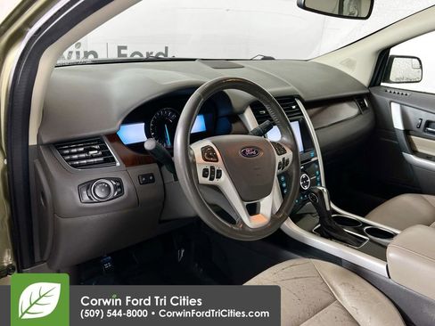 Used 2013 Ford Edge Limited AWD/4WD image 3