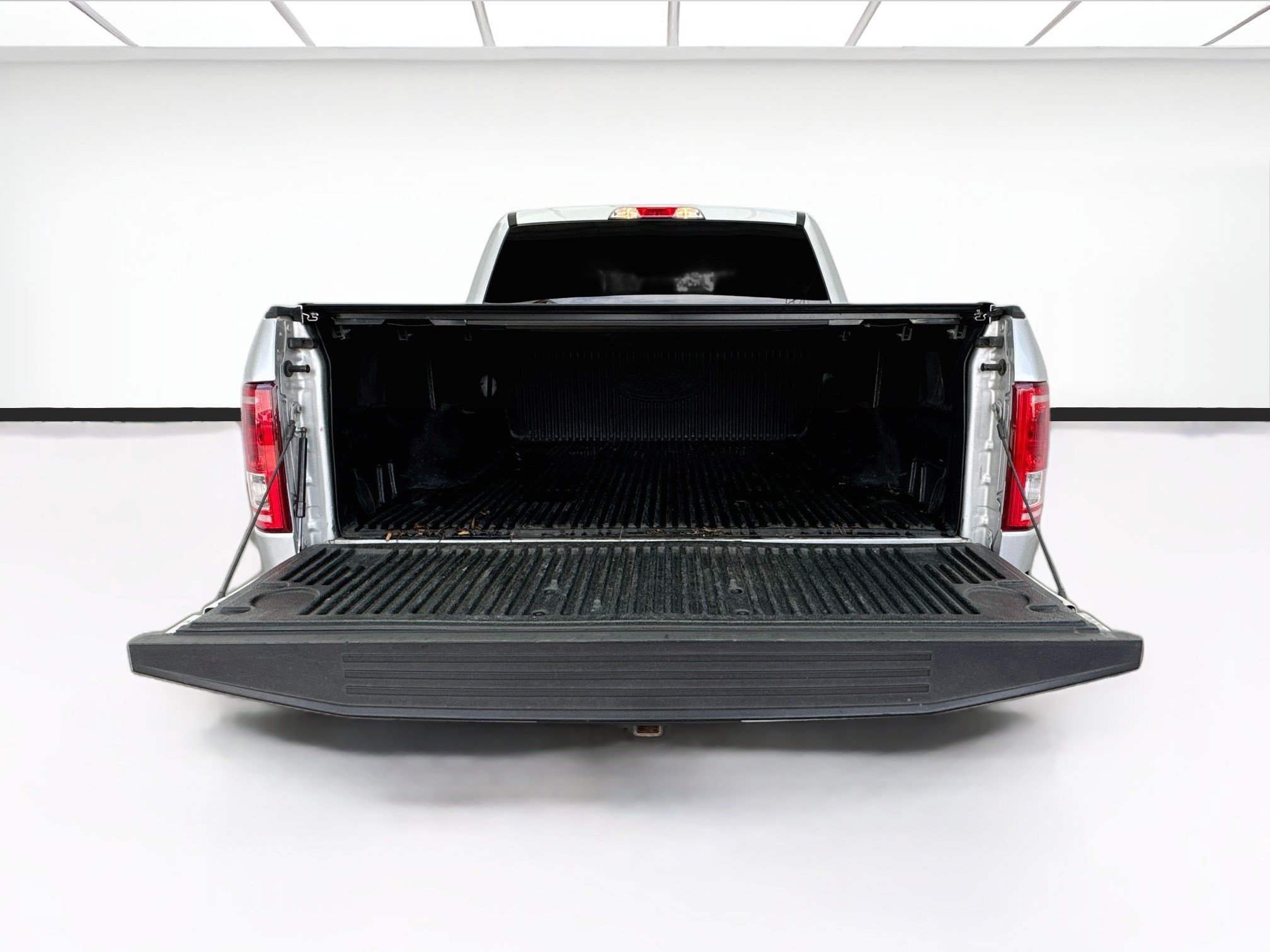 Used 2017 Ford F150 XLT RWD image 16