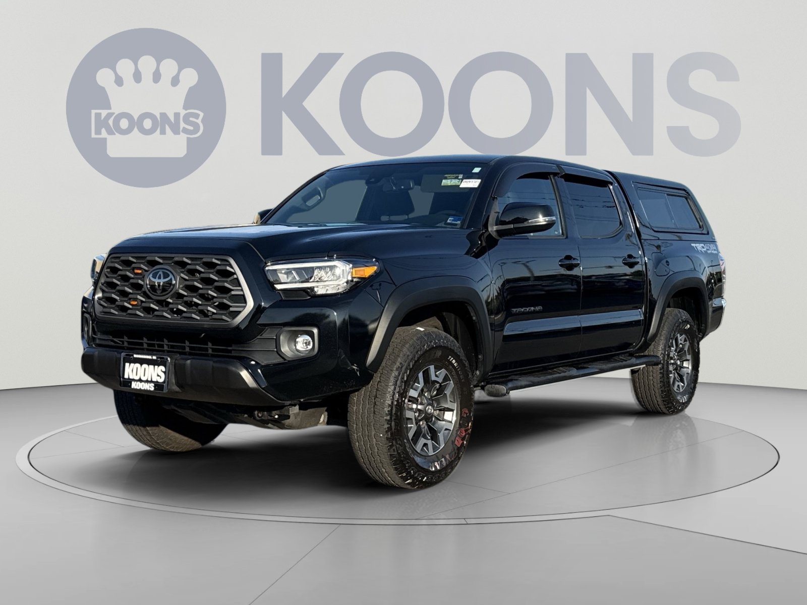 Used 2022 Toyota Tacoma TRD Off-Road AWD/4WD image 1