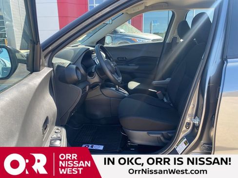 New 2025 Nissan Kicks Play S FWD image 13