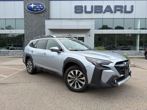 Used 2024 Subaru Outback Touring XT AWD/4WD image 1