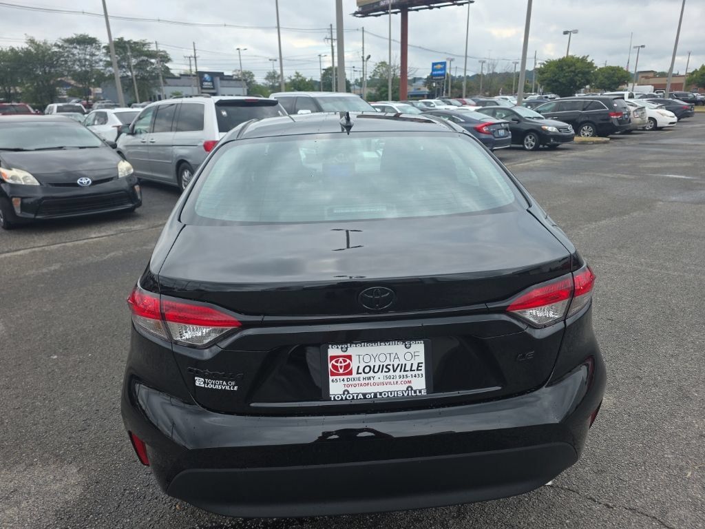 New 2026 Toyota Corolla LE FWD image 5