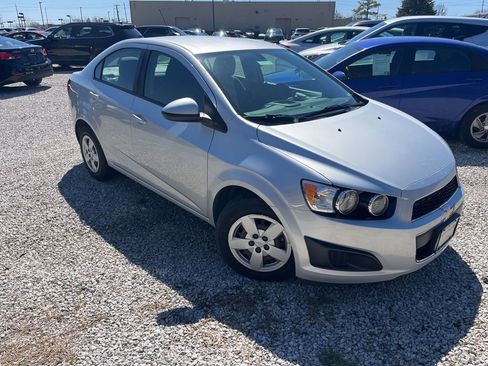 Used 2016 Chevrolet Sonic LS image 2