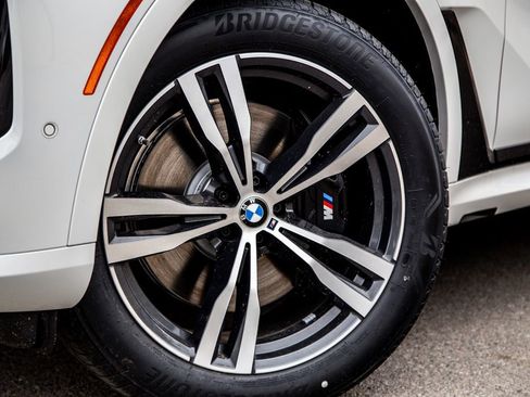 New 2026 BMW X7 xDrive40i w/ Executive Package AWD/4WD image 9