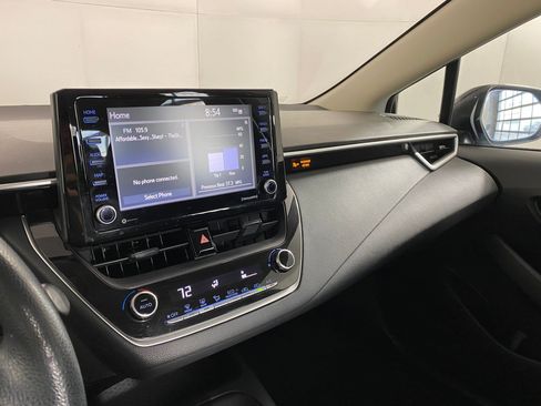 Used 2022 Toyota Corolla LE image 24