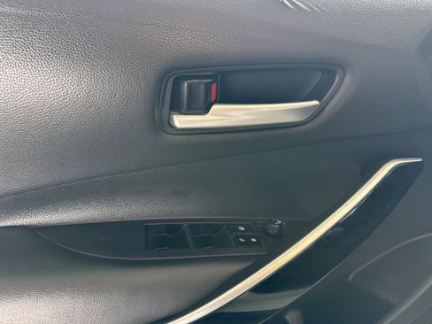 Used 2021 Toyota Corolla XSE image 15