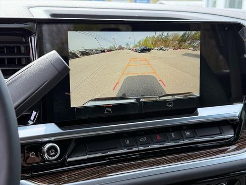 New 2026 GMC Sierra 2500 SLE image 13