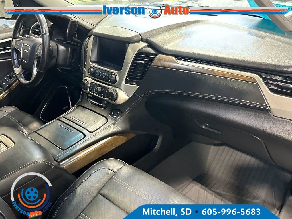 Used 2018 GMC Yukon Denali w/ Denali Ultimate Package AWD/4WD image 34