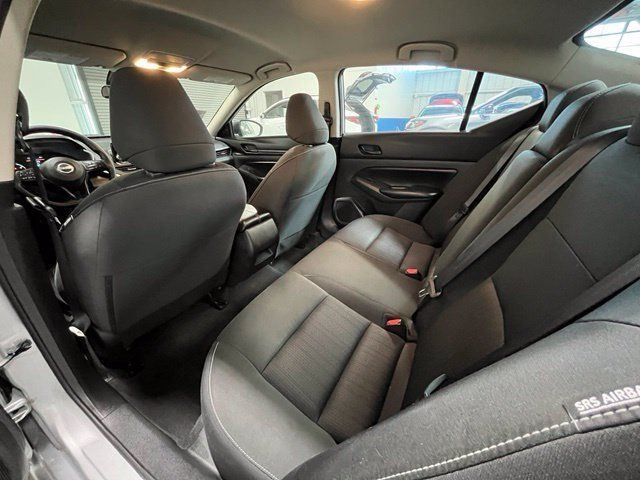 Used 2024 Nissan Altima 2.5 S FWD image 15
