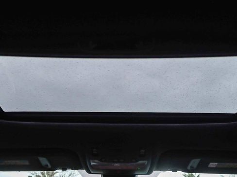 Used 2017 Lexus IS 200t image 15