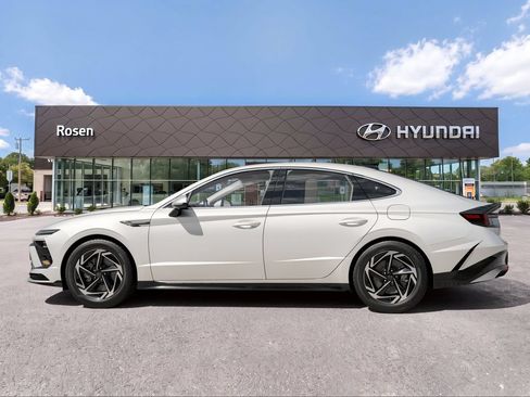 New 2026 Hyundai Sonata SEL AWD/4WD image 15