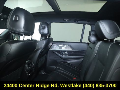 Used 2023 Mercedes-Benz GLS 450 4MATIC image 16