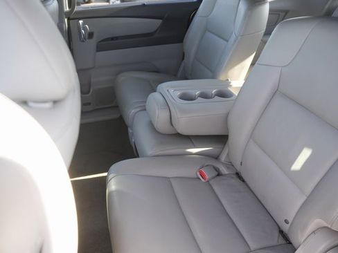 Used 2014 Honda Odyssey EX-L image 12