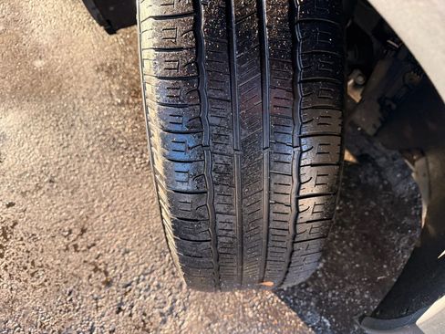 Used 2018 GMC Acadia SLE w/ Driver Alert Package I image 52