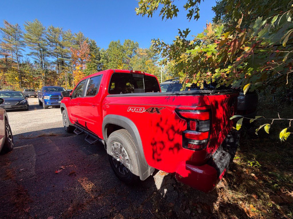 Used 2023 Nissan Frontier PRO-4X w/ Pro Convenience Package AWD/4WD image 2