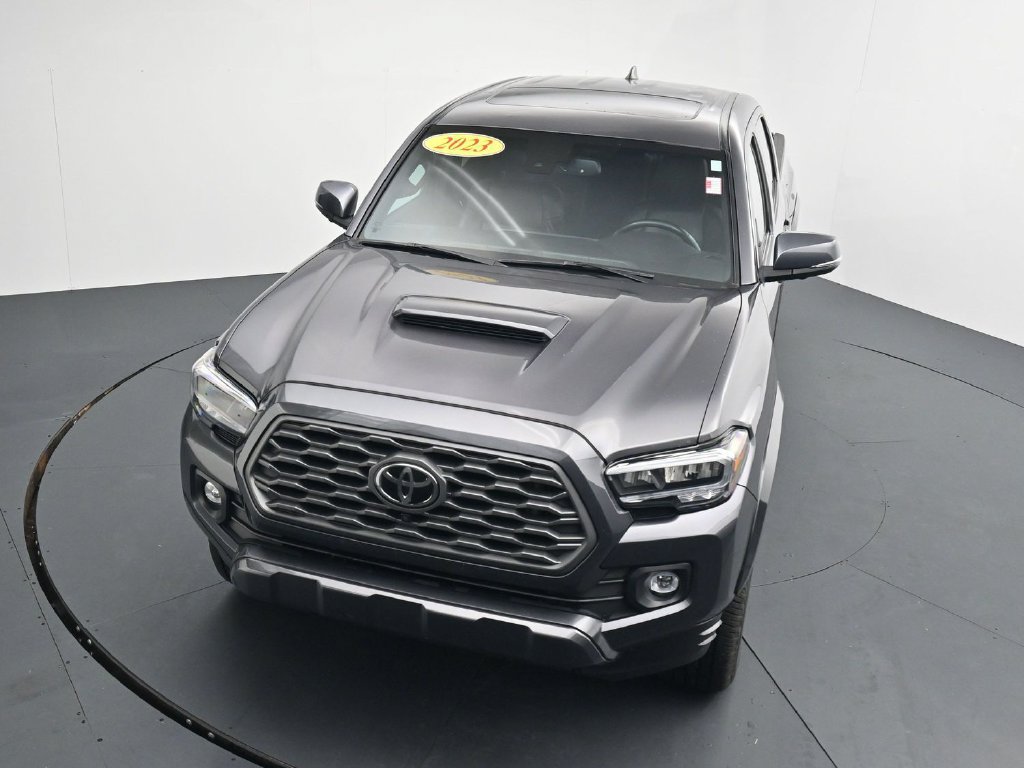 Used 2023 Toyota Tacoma TRD Sport w/ TRD Premium Sport Package AWD/4WD image 25
