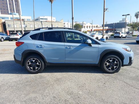 Used 2019 Subaru Crosstrek 2.0i Premium w/ Moonroof Package image 8