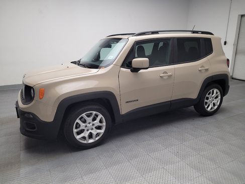 Used 2015 Jeep Renegade Latitude image 2