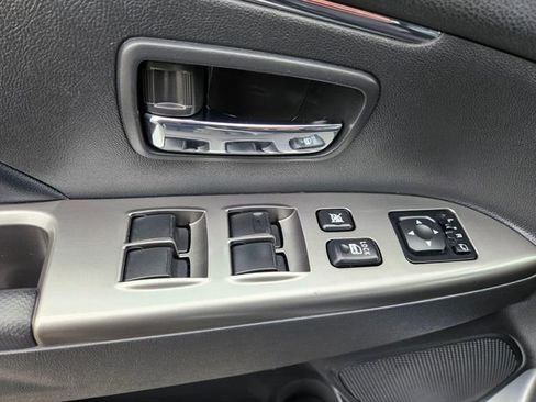 Used 2024 Mitsubishi Outlander Sport SE AWD/4WD image 24