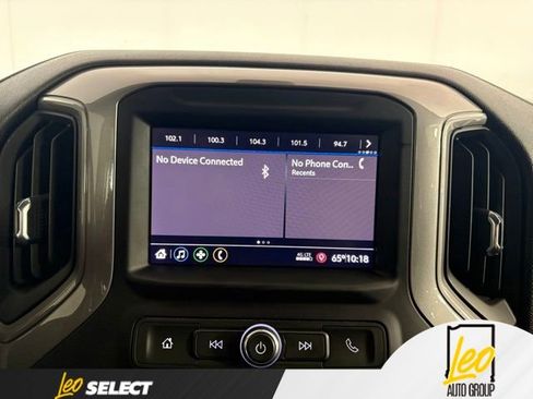 Used 2020 Chevrolet Silverado 1500 Custom w/ Custom Value Package AWD/4WD image 15