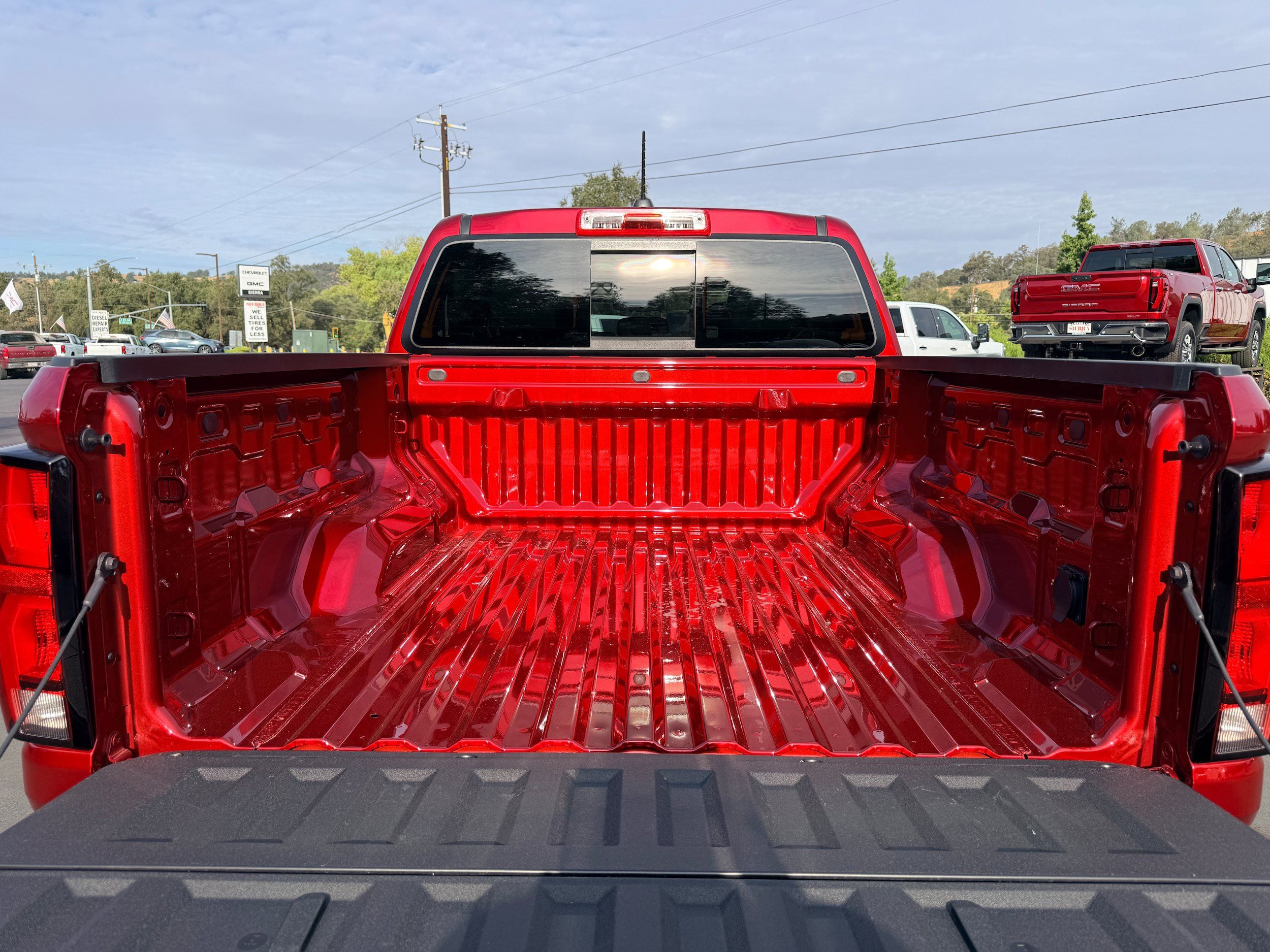 New 2026 Chevrolet Colorado Z71 w/ Technology Package AWD/4WD image 7