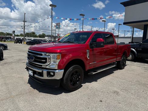 Used 2022 Ford F250 Lariat w/ Lariat Value Package AWD/4WD image 2