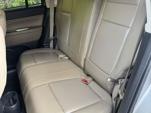 Used 2016 Jeep Compass High Altitude FWD image 13