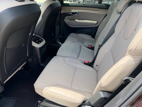 New 2026 Volvo XC90 T8 Ultra w/ Protection Package Premier AWD/4WD image 21