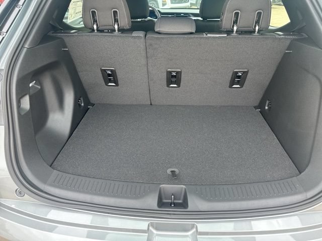 New 2027 Chevrolet Bolt LT w/ Comfort Package FWD image 13