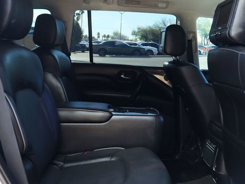 Used 2022 INFINITI QX80 Luxe w/ All-Season Package image 30